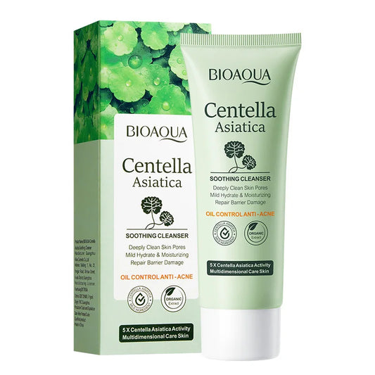 Soothing Cleanser with Centella Asiatica